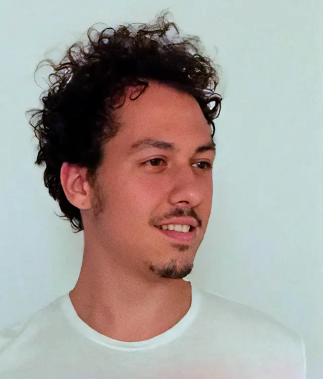 Portret van Dennis Hoelscher